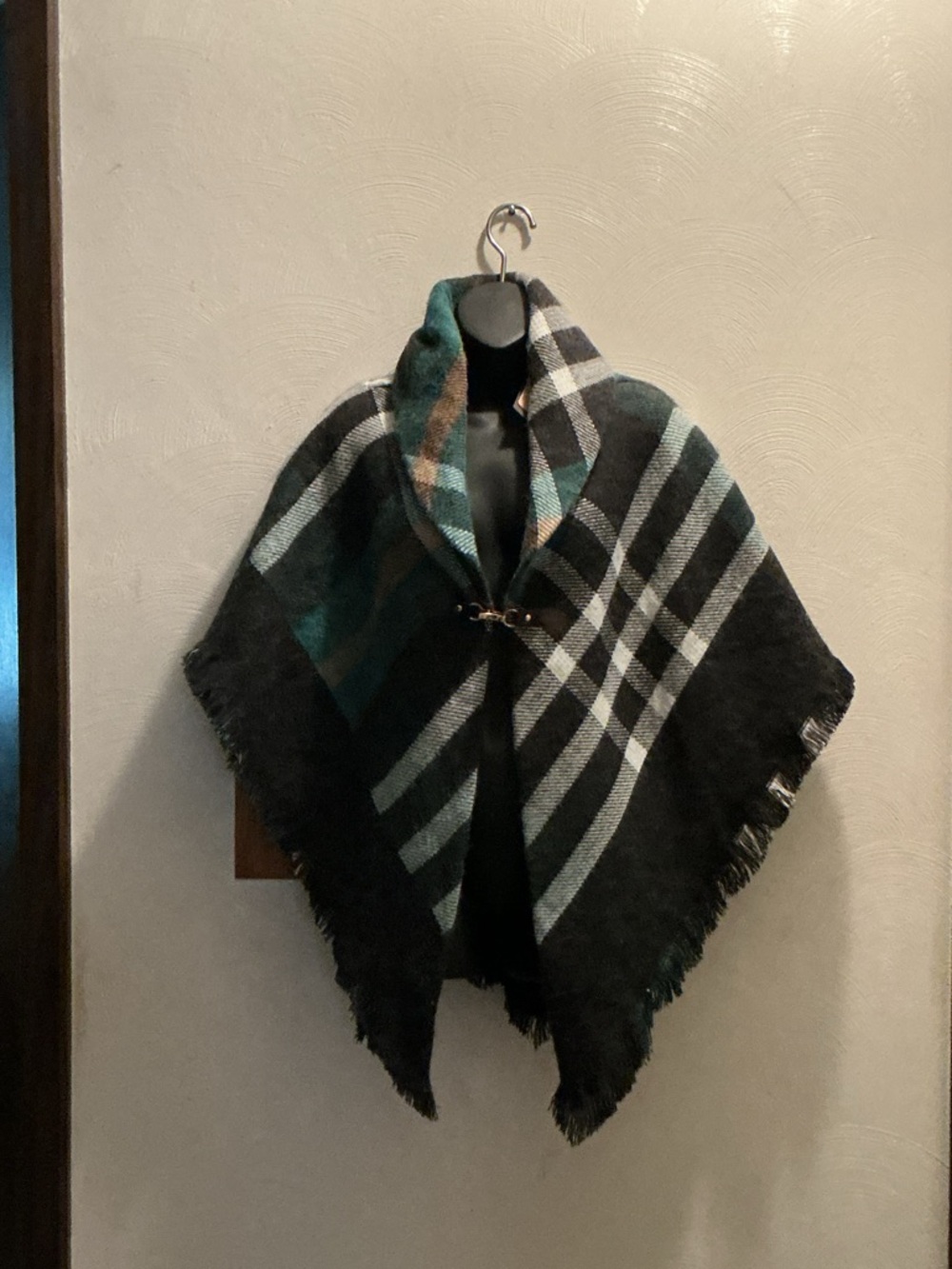 NWT Modena Plaid Poncho in colors of black, white, green, & brown. One Size.